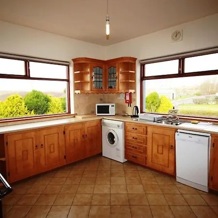 Pooreen House